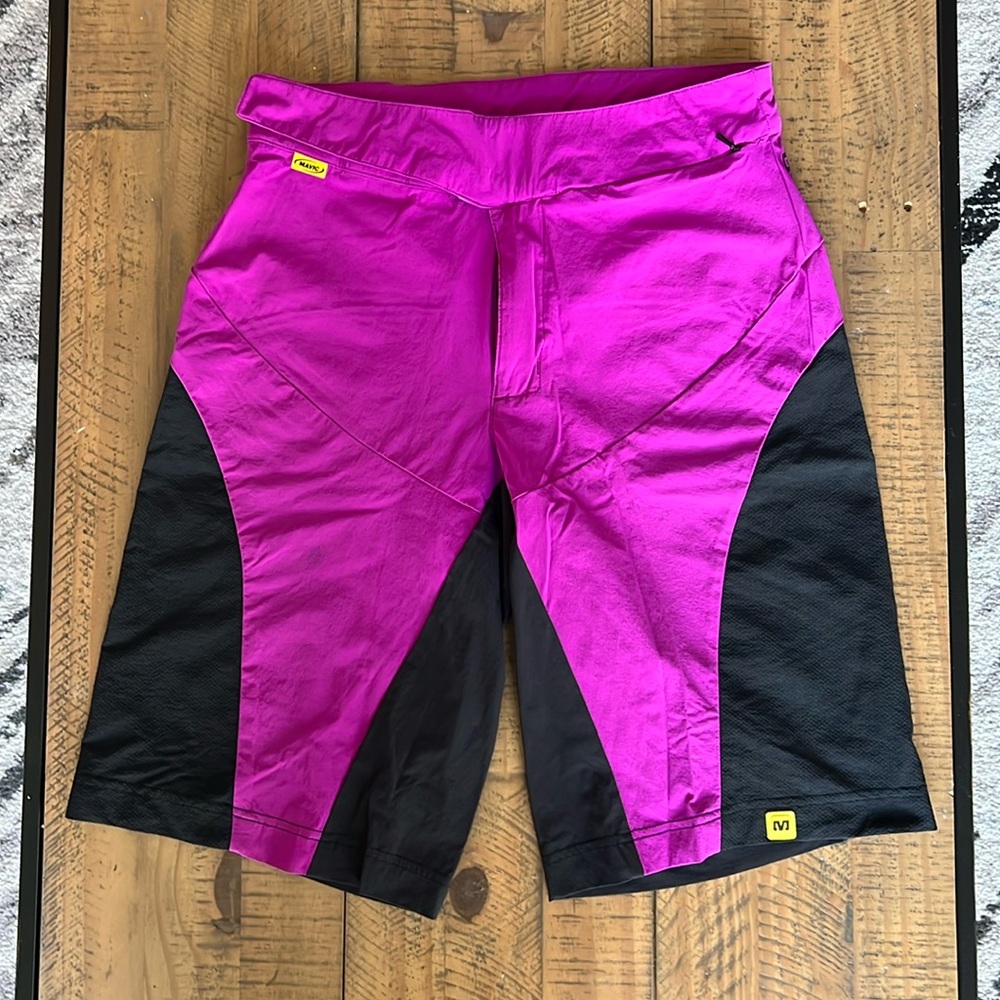 Mavic Mountain Bike Shorts - Size Small